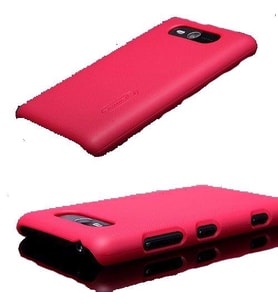 Nillkin Lumia 820 ile Uyumlu Sert Kauçuk Kılıf Kırmızı