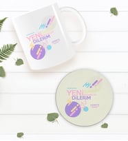 BK Gift Kişiye Özel Yeni İşinde Başarılar Dilerim Beyaz Kupa Bardak ve Yuvarlak Ahşap Bardak Altlığı Hediye Seti -2