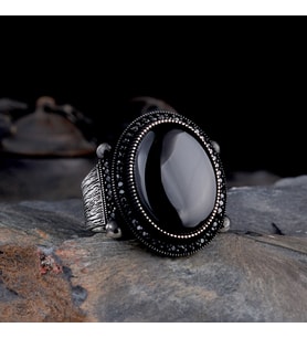 925 Ayar Gümüş Oval Onix Taşlı Model Erkek Yüzük