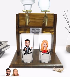 BK Gift Kişiye Özel Erkek ve Kadın Tasarımlı İkili Rakı Bardağı ve Çift Musluklu Doğal Ahşap Rakı Standı-4 (Model 1)