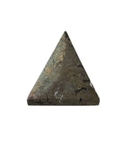 Prit Doğal Taş Piramit - 3cm (Karışık)