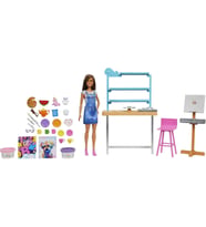 Barbie'Nin Sanat Atölyesi, Barbie Bebek (29 Cm), Çömlek Yapımı Ve Resim Sanatı Için 25'Ten Fazla Aks (Çok Renkli)