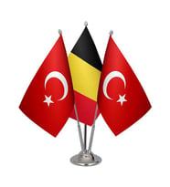 Masa Üstü Belçika Bayrağı Türk Bayrağı Üçlü Krom Direk Masa Bayrak Seti