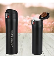 KİŞİYE ÖZEL İSİM BASKILI BASMALI OTOMATİK AÇILIR KAPAKLI PASLANMAZ ÇELİK TERMOS 450 ML (Siyah)