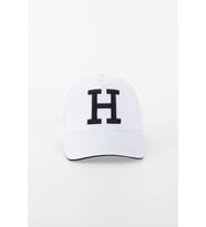 H Harf Nakışlı Kep Şapka - Beyaz