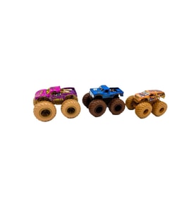 Monster Trucks 3 lü Paket HNT79