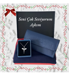 Hediye Seti Kadın Lacivert Penye Şal-Cüzdan-Çelik Zincir Melek Model Kolye