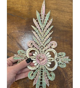 SİMLİ NAKIŞ İŞLEME KABARTMA ÇİÇEK APLİKE DİKİŞ AKSESUARI 28X16 CM