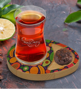 BK Gift Kişiye Özel Meyveler Tasarımlı Doğal Ahşap Tabaklı Heybeli Çay Bardağı Sunum Seti Model 1