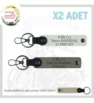 Motorcuya, İsim Plaka ve 0 Rh (+) Kan Grubu Yazılı Hediyelik x2 Anahtarlık Takım, Kül Gri-Beyaz-SK (Çok Renkli)