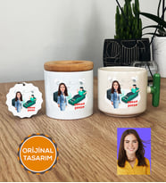 Kişiye Özel Karikatürlü Psikolog Hediye Seti T Kupa, Kalemlik, Anahtarlık Kadın Psikologa Tıp Bayramı Hediyesi (Yeşil)