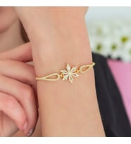 925 Ayar Kelepçe Model Gold Beyaz Çiçek Bileklik Kadın Gümüş Bileklik