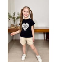 Kız Çocuk Göğsünde Dantel İşleme Kalp Detaylı Siyah T-Shirt Beli Lastikli Şortlu