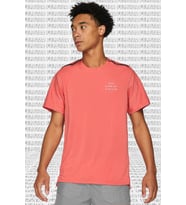 Nike Rise 365 Run Division Short Sleeve Reflectörlü Erkek Koşu Tişörtü Pembe