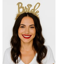 Altın Renk Bekarlığa Veda İtalik Yazı Alyanslı Bride Taç