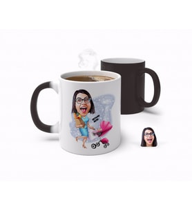 BK Gift Kişiye Özel Anneler Günü Temalı Ev Hanımı Anne Karikatürlü Sihirli Kupa Bardak-1 (Beyaz)