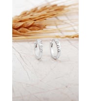 Taşlı Rodyumlu Gümüş Mini Halka Küpe 7305