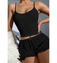 Kadın Fırfır Detaylı Askılı Mini Şortlu Pijama Takımı Kaşkorse Fitilli (Siyah)