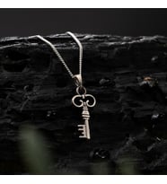Gümüş Anahtar Kolye 925 Ayar Gümüş Anahtar Figürlü Unisex Kolye