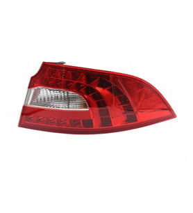Superb Sağ Arka Stop Lambası Ledli Dış 2008-2013 3Td945096