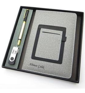 Signator® Codex  N351 Kişiye Özel Defterli Set - İsme Özel Siyah/Gold Kalem + İsme Özel Gri Defter + İsme Özel 32 GB Usb Bellek  İsme Özel Kutusunda Hediyelik Set (Karışık)