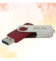 KİŞİYE ÖZEL İSİM BASKILI PLASTİK KUTULU USB BELLEK 2.0 64 GB (Kırmızı)