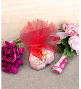 Mumelia Candles Sevgiyle Sarılmış Kalp - Doğal Soya Hediyelik Mum - 15 Adet