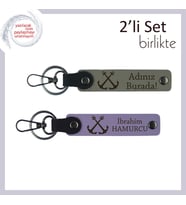 Denizci Temalı Deri Anahtarlık, Tekne Turu Sonrası Verilebilecek Hatıralık, Kül Gri-Mor Menekşe (Çok Renkli)