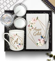 Kişiye Özel Beyaz Defter & Beyaz Kupa & Makyaj Aynası & Beyaz Kalem & Hediye Seti