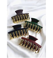 4 ADET AKRİLİK MANDAL TOKA 8 CM.