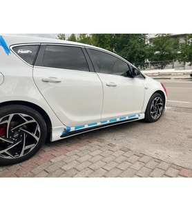 Opel Astra J Kanallı Yan Marşpiyel Seti Mat Siyah Plastik