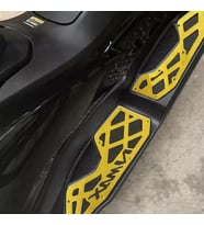 Yamaha Nmax Techmax 125/155 2025-2026 Aksesuar Paspas Basamak Seti Sarı Renk