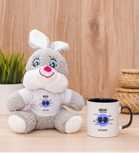 Kişiye Özel İkizler Burcuna Hediye Peluş Tavşan ve Siyah Kupa