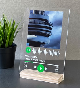 Sevgiliniz İçin Kişiye Özel Spotify Barkodlu Şeffaf Plak - Benzersiz Müzik Hediyesi!