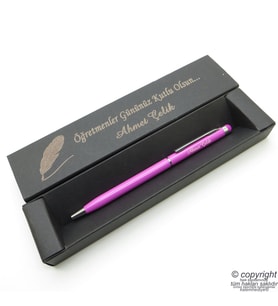 Wings İsme Özel Slim Pembe Touch Metal Tükenmez Kalem + İsme Özel Kutu (Öğretmenler Günü veya başka bir mesaj) (Karışık)
