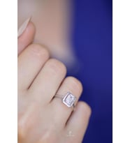 Gümüş Rengi-1 Carat Görünümünde Beyaz Taşlı-925 Ayar Pırlanta Model Gümüş Baget Yüzük YZ-0026