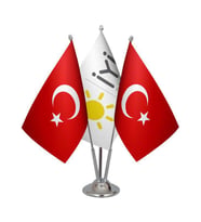 Masa Üstü İyi Parti Bayrağı Türk Bayrağı Üçlü Krom Direk Masa Bayrak Seti