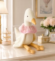El Yapımı Pembe Fırfır Yakalı Sevimli Kaz Pelüş Oyuncak - Bebek Uyku ve Oyun Arkadaşı