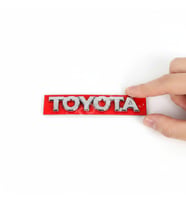 TOYOTA YARIS BAGAJ KAPAK AMBLEMİ 2001-2003 75446-0D010-ORJ