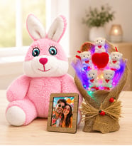 Kişiye Özel Fotoğraflı Renkli LED Ayıcık Buketi ve Peluş Tavşan Kadına Sevgiliye Hediye