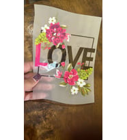 ÜTÜ İLE YAPIŞAN ÇİÇEKLİ LOVE YAZI KOT TİŞÖRT TRANSFER BASKI ARMA 19X14 CM