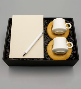 Kanvas Krem Defter & 2'li Bambu Tabaklı Beyaz Fincan & Beyaz Roller Kalem