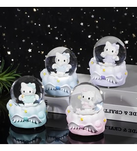 Hello Kitty Işıklı Kar Küresi 7 Cm