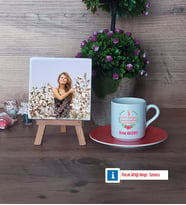 8 Mart Dünya Kadınlar Günü Hediyesi Fotoğraflı Dekoratif Taş, Ahşap Altlıklı Türk Kahvesi Fincanı Hediye (Model 8)