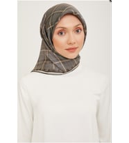 Armine Nostalji Serisi Twill İpek Eşarp 9029D-02 (Siyah-Sarı)