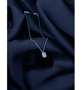 Nobby Shop NobbyShop 925 AYAR GÜMÜŞ RODYUMLU BAGET TAŞLI kKOLYE, BAGET TAŞLI GÜMÜŞ KOLYE, GÜMÜŞ KOLYE