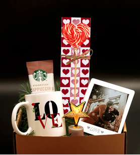 Kişiye Özel Beyaz Instagram Çerçeve& Love Baskılı Kupa& Mini Yıldız Gece Lambası& Sevgililer Gününe Özel Kalp Şeker& Starbucks Kahve Hediye Seti
