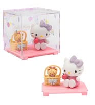 HKT38100 Hello Kitty ve Oyun Arkadaşı