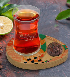 BK Gift Kişiye Özel Modern Art Tasarımlı Doğal Ahşap Tabaklı Heybeli Çay Bardağı Sunum Seti Model 1