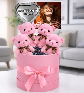 Kişiye Özel Silindir Kutu Sevgiliye Pembe Ayıcık Buketi Hediye Kutusu – Fotoğraflı ve Özel Balon Mesajlı Romantik Peluş Ayıcık Buketi